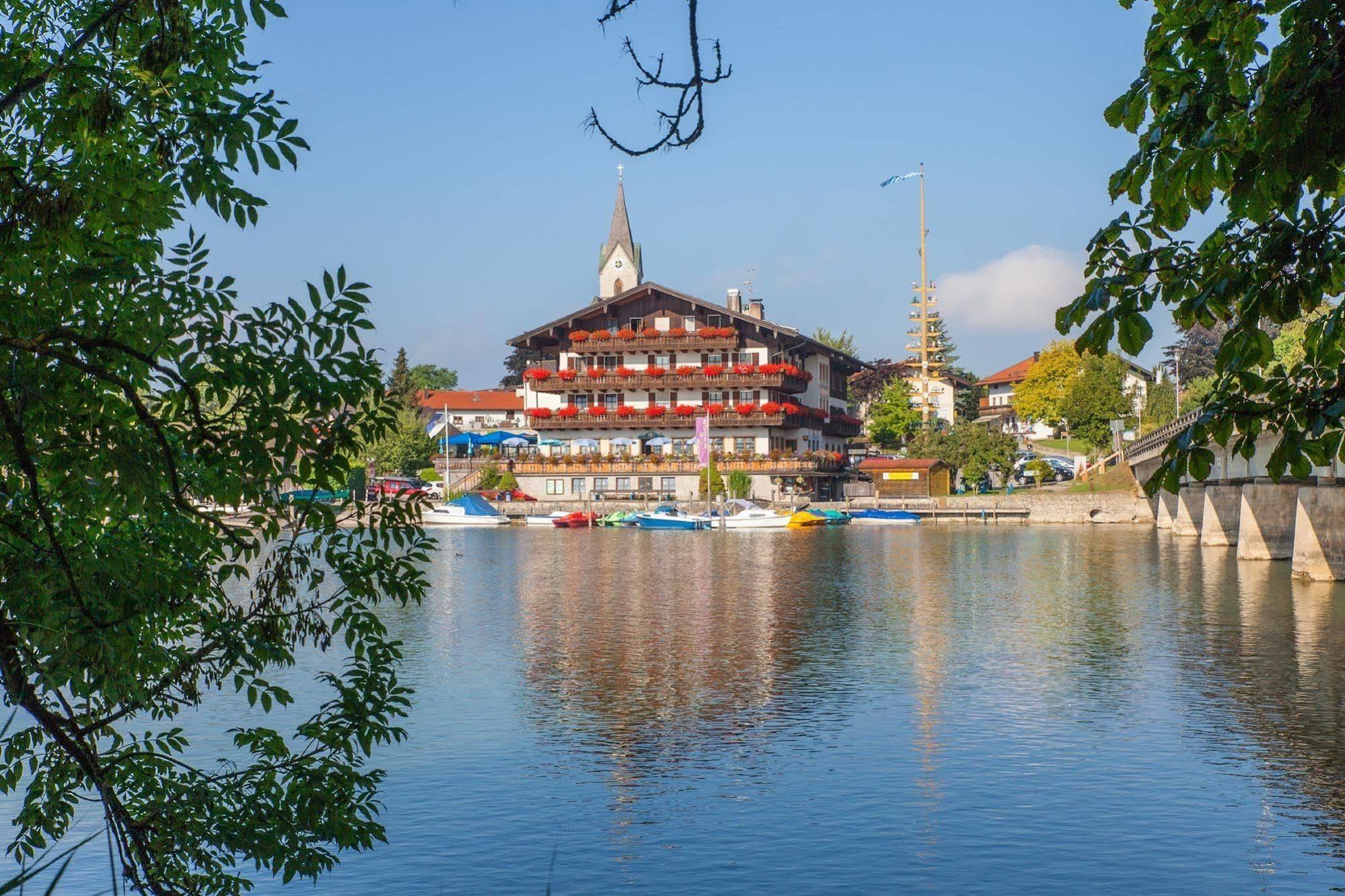 Seehotel Wassermann Seeon-Seebruck Exterior photo